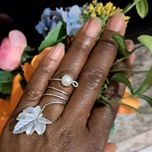 Handmade Pearl and Leaf Spiral Fashion Ring